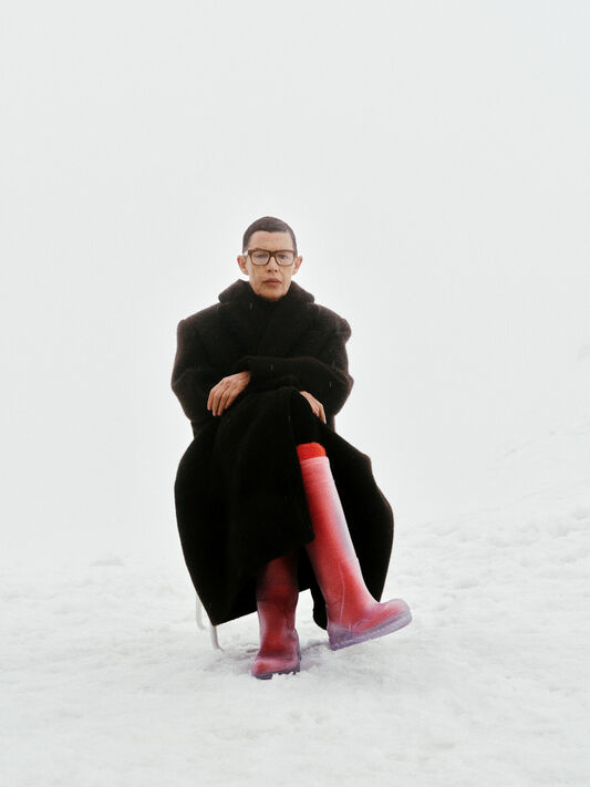 loewe fw26 main campaign cosima cropped rgb 2