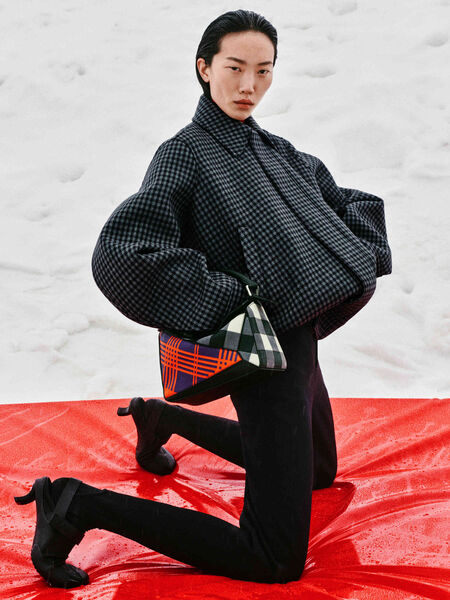 loewe fw26 main campaign cosima still life model cropped rgb 29