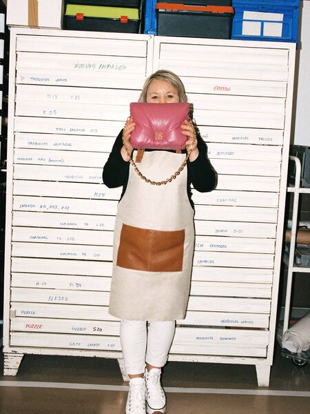 loewe fw22 making of puffer goya rgb cropped 2250x3000 12