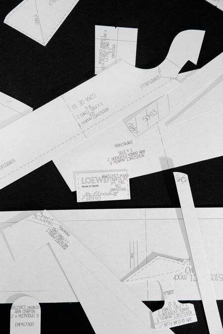 loewe fw25 presentation bag albers puzzle making of rgb uncropped 2