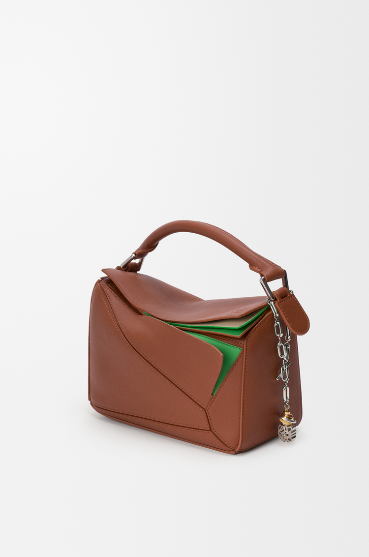 LOEWE Dado Anagram Bombé Argento/Rosa