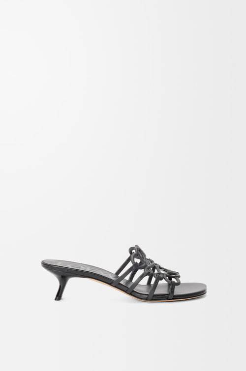 LOEWE Slide Anagram Petal in morbida pelle di vitello Nero