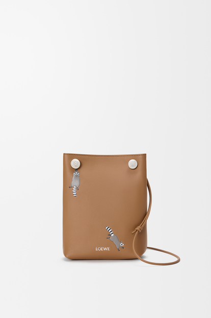 LOEWE アライグマ ペブル ポーチ（ナパカーフ） モカ