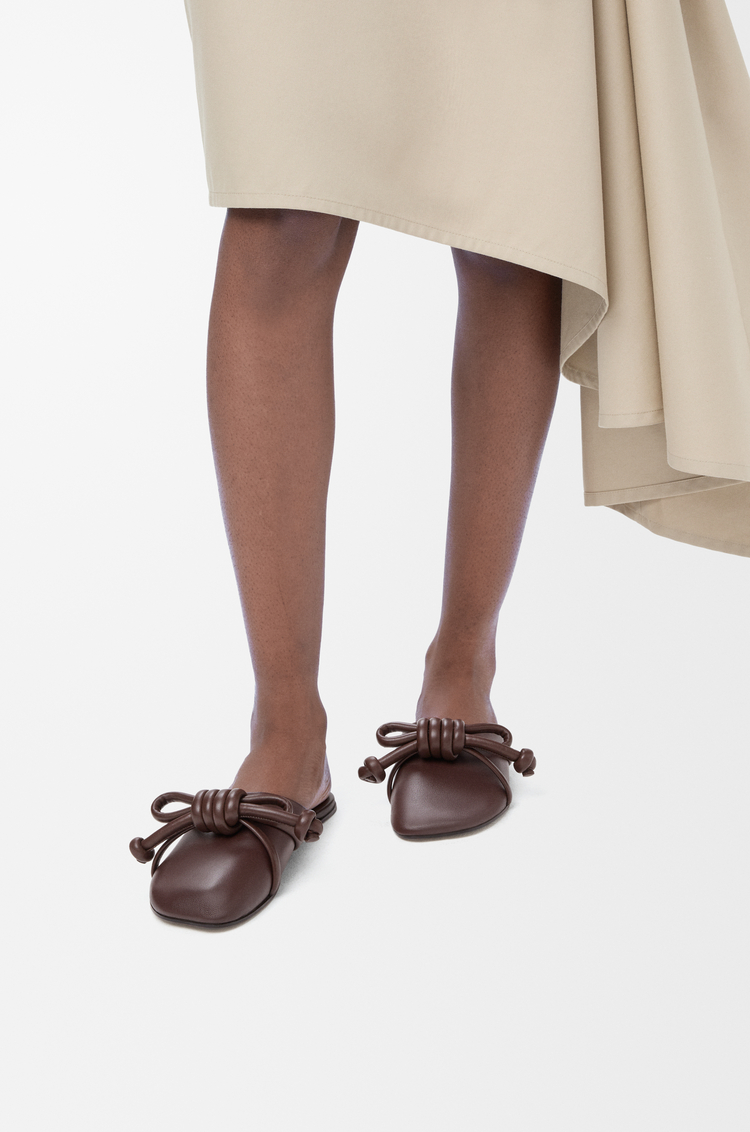LOEWE Flamenco Knot mule in lambskin Dark Chestnut