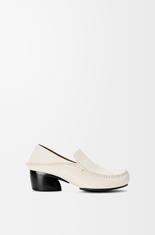LOEWE Mocasín Oval en piel de ternera suave Blanco
