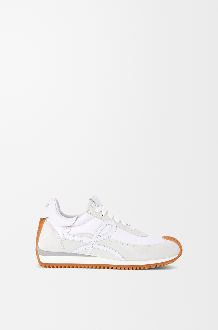 LOEWE Flow Runner en ante y nailon Blanco