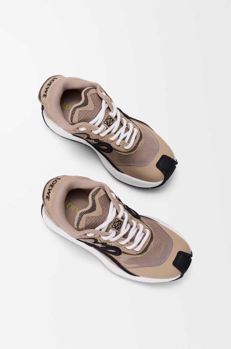 LOEWE Pogo Sneaker aus technischem Strick und Veloursleder Beige/Black/White
