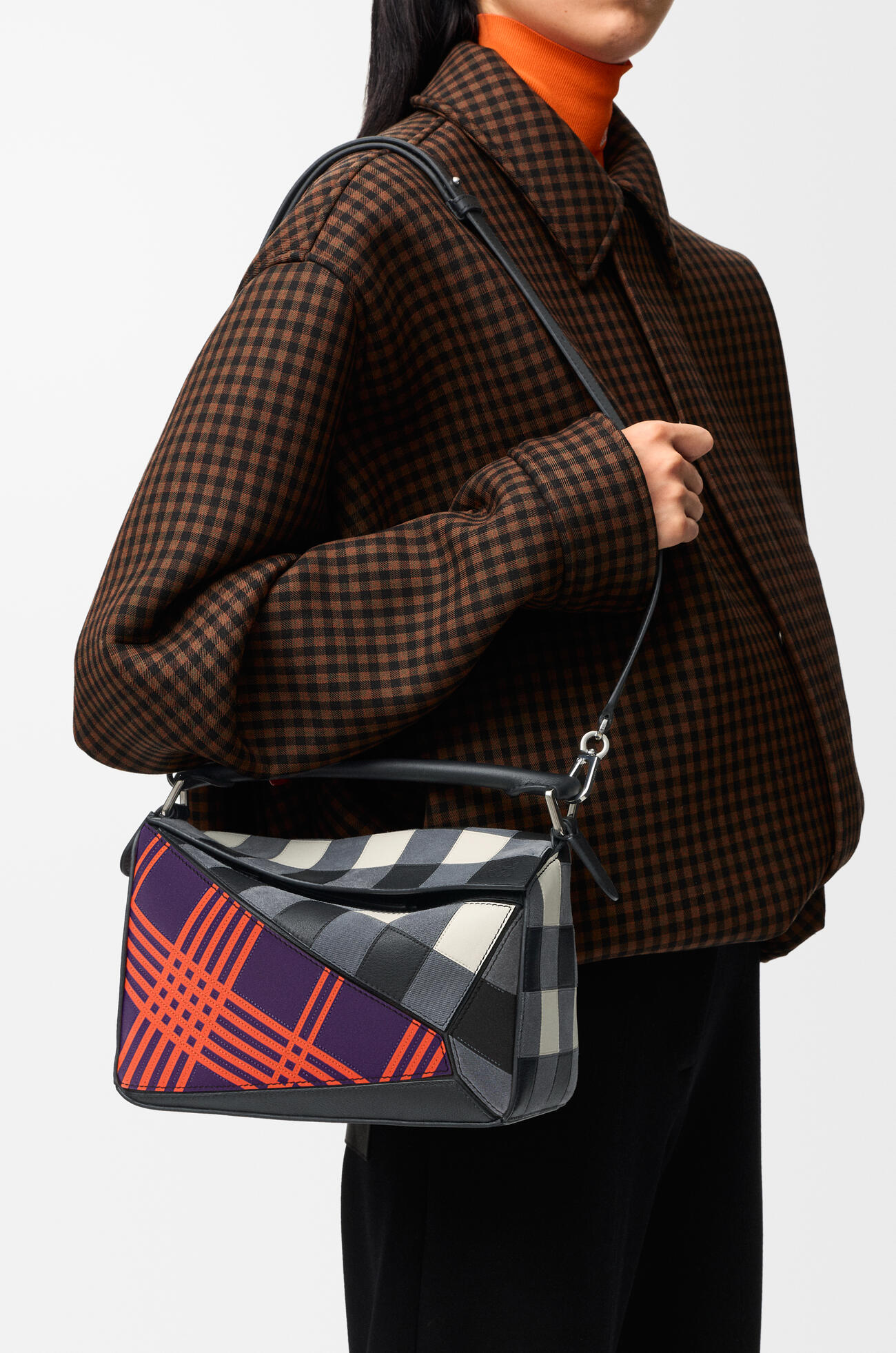 LOEWE Bolso Puzzle pequeño con intarsia a cuadros Morado Oscuro/Multicolor