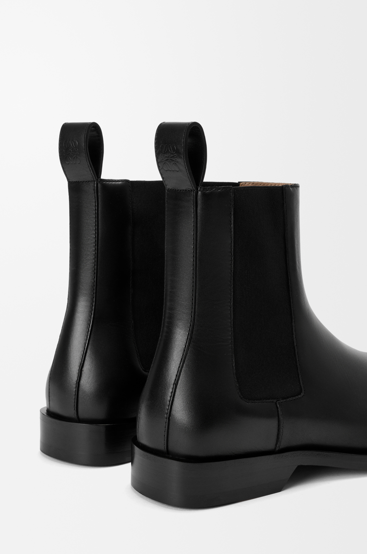 LOEWE Bobine 亮面小牛皮切爾西靴 黑色