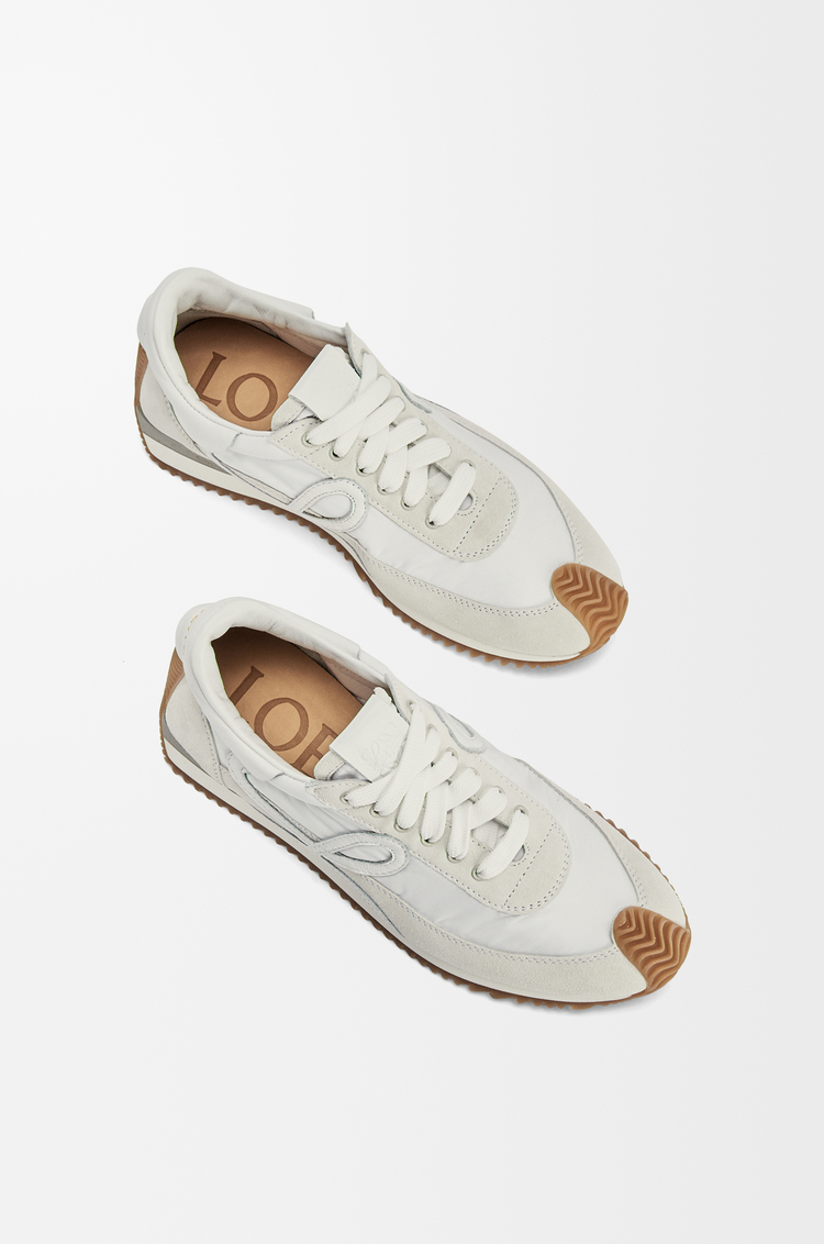 LOEWE Flow Runner en ante y nailon Blanco