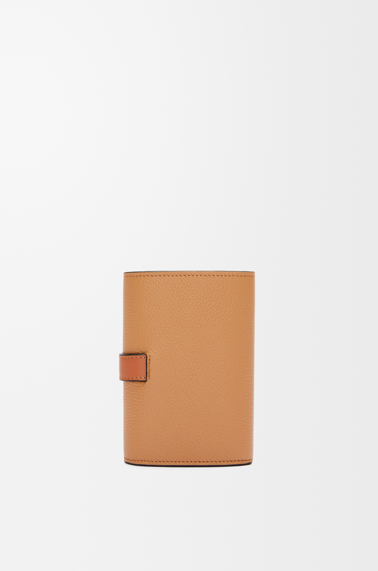 LOEWE Small vertical wallet in soft grained calfskin Toffee/Tan