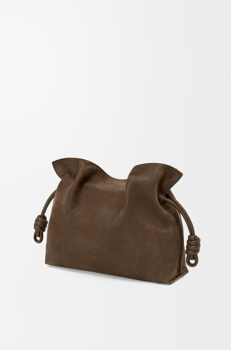 LOEWE Flamenco clutch moyen en nubuck grainé Toundra