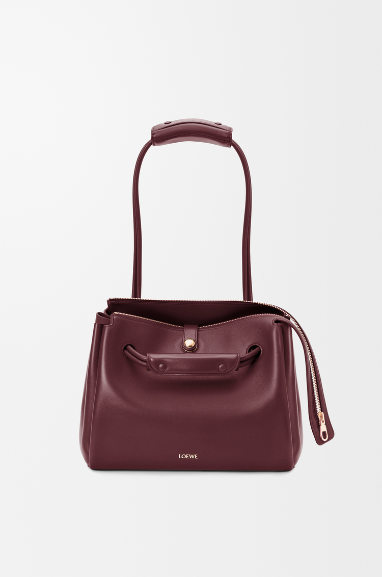 LOEWE Bolso Madrid mediano en piel de ternera flexible Burdeos Oscuro