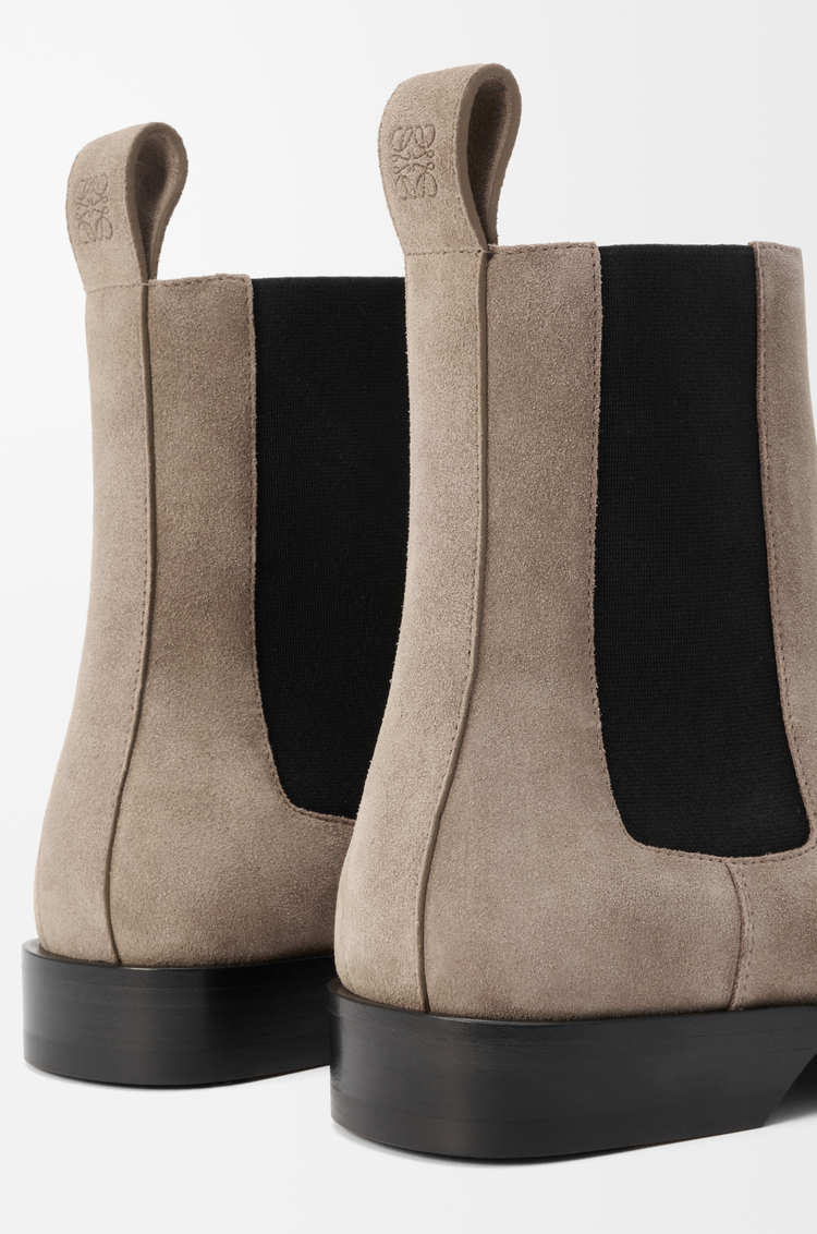 LOEWE Bobine Chelsea bootie in suede calfskin Hazelnut