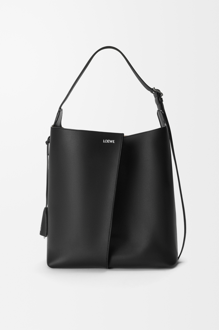 LOEWE 大号光滑牛皮革 Bilbao 水桶手袋 黑色