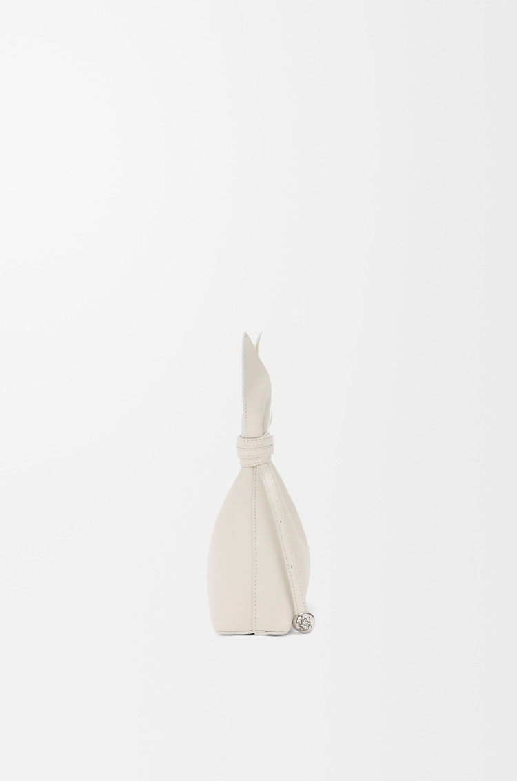 LOEWE スカーフ バッグ ミニ（スムースカーフ） ソフトホワイト