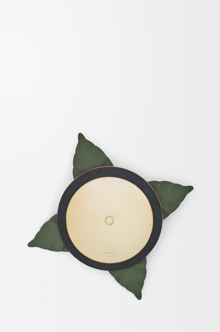 LOEWE 小号经典牛皮革和黄铜兰花蜡烛盖 柔白色