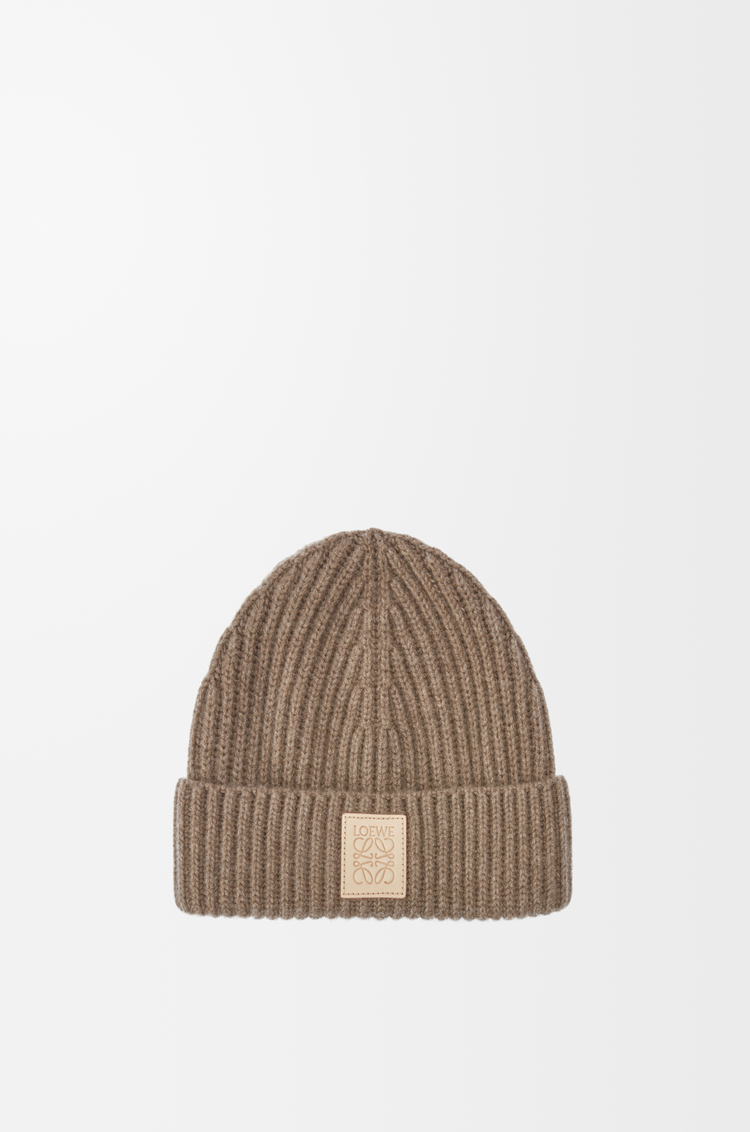 LOEWE Berretto in cashmere Beige