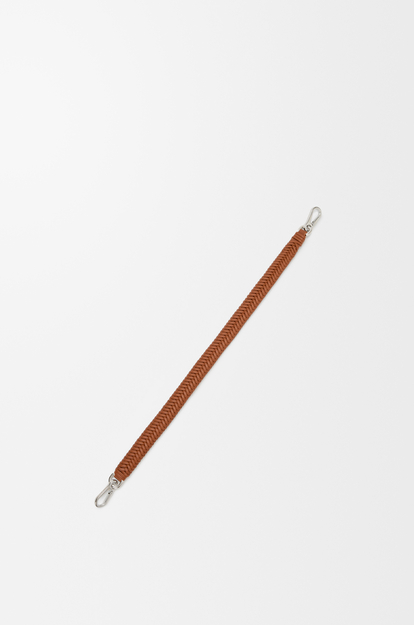 LOEWE Arrow short strap in classic calfskin Squirrel