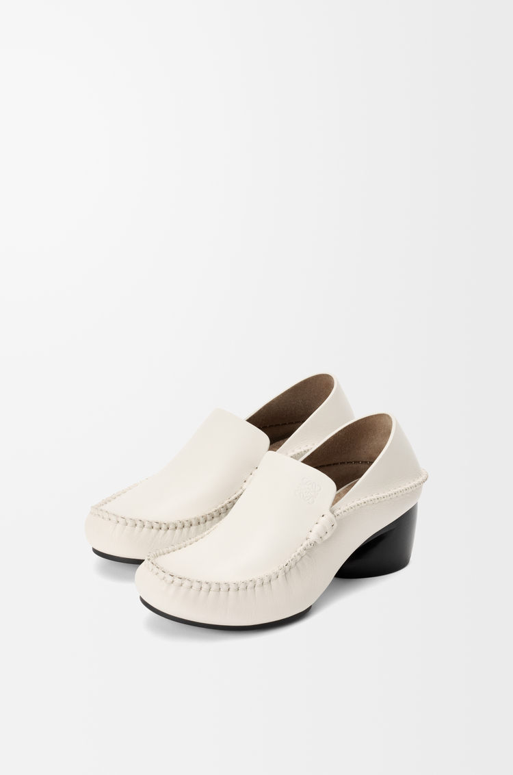 LOEWE Mocasín Oval en piel de ternera suave Blanco