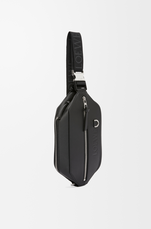 LOEWE Convertible sling en cuir de veau classique Noir