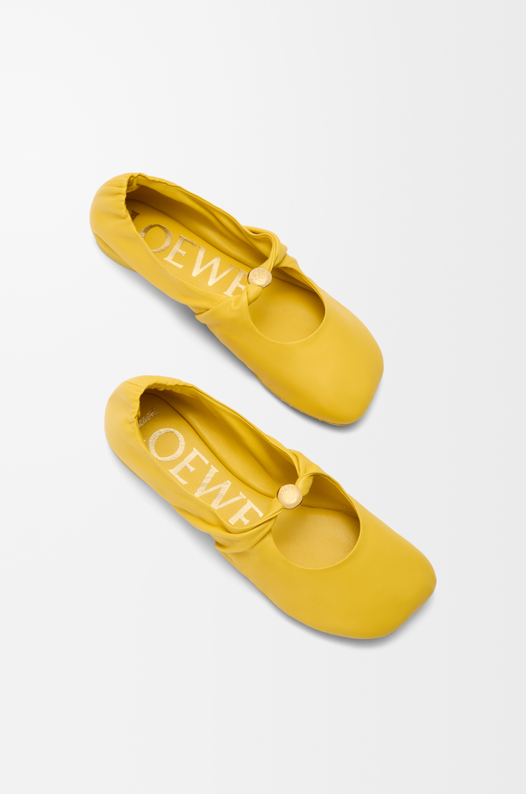 LOEWE Ballerine Pebble in morbida nappa di agnello Tarassaco
