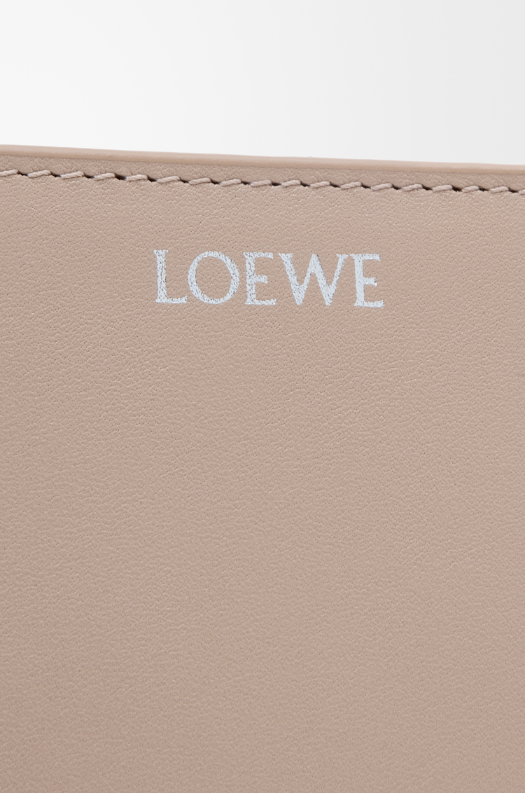 LOEWE Knot compact wallet in shiny nappa calfskin Clay/Plum