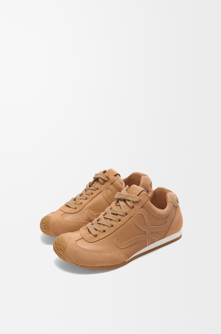 LOEWE Ballet Runner 2.0 en cuir de veau souple Cannelle