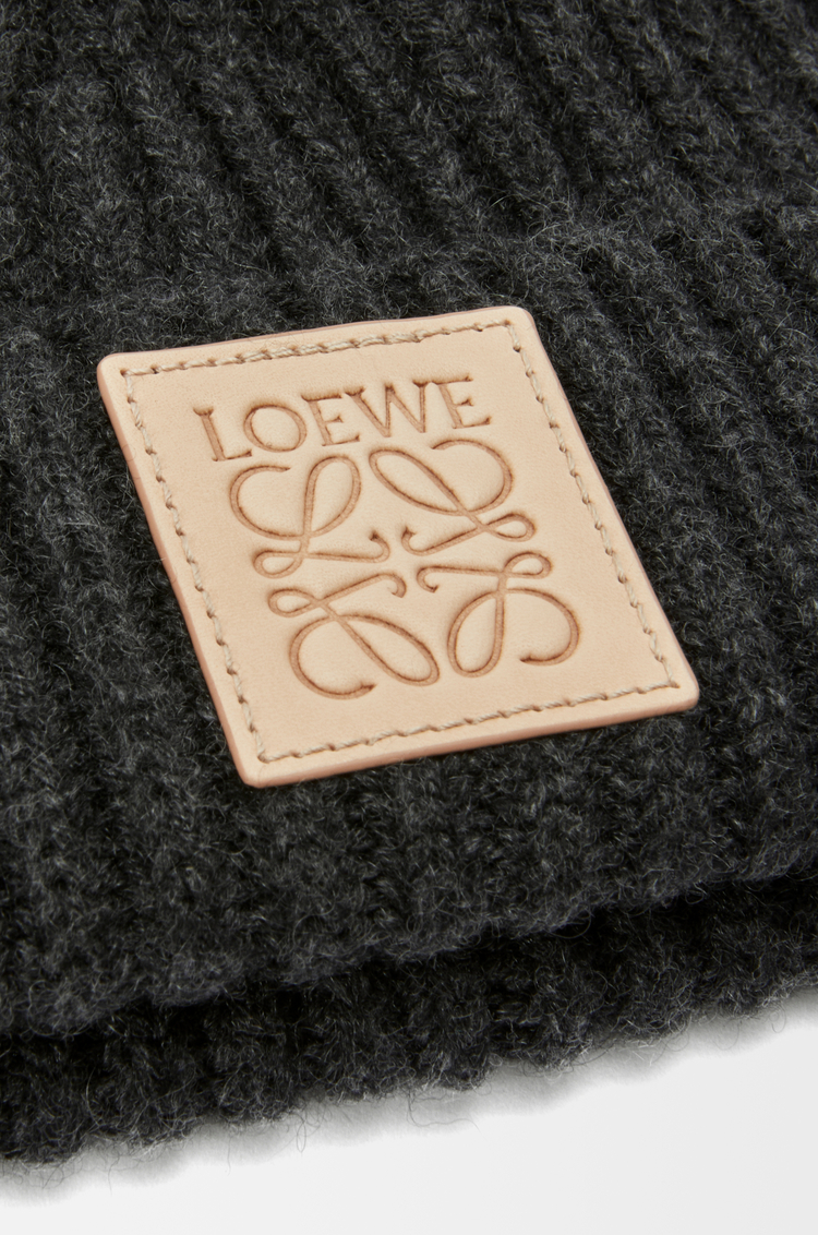 LOEWE Berretto in cashmere Nero