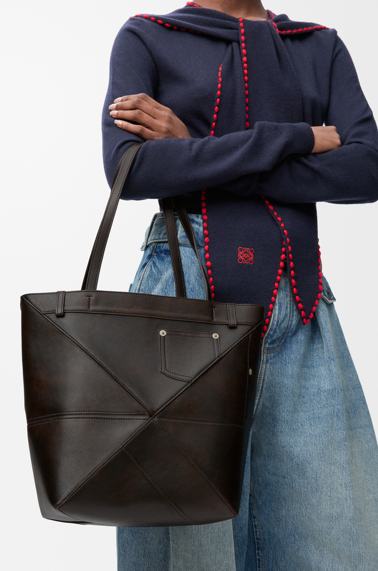 LOEWE Borsa Puzzle Fold Panta Tote media in pelle di vitello lucida Marrone Vintage