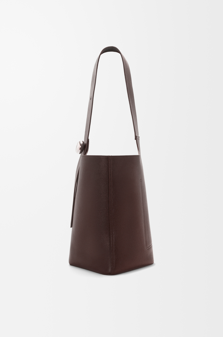 LOEWE Bolso Pebble bucket grande en piel de ternera graneada flexible Burdeos Oscuro