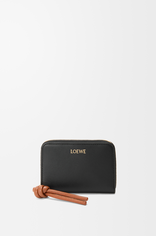 LOEWE Münzbörse mit Reißverschluss aus glänzendem Nappa-Kalbsleder Schwarz/Eichhörnchen
