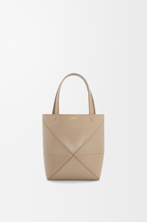 LOEWE Borsa tote Puzzle Fold mini in pelle di vitello lucida Sabbia