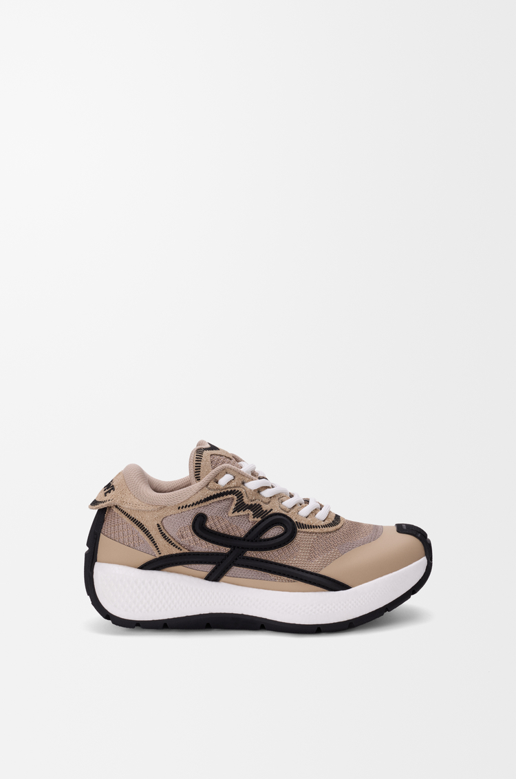 LOEWE Pogo Sneaker aus technischem Strick und Veloursleder Beige/Black/White