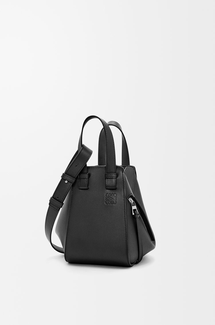 LOEWE 经典牛皮革 Hammock Compact 手袋 黑色