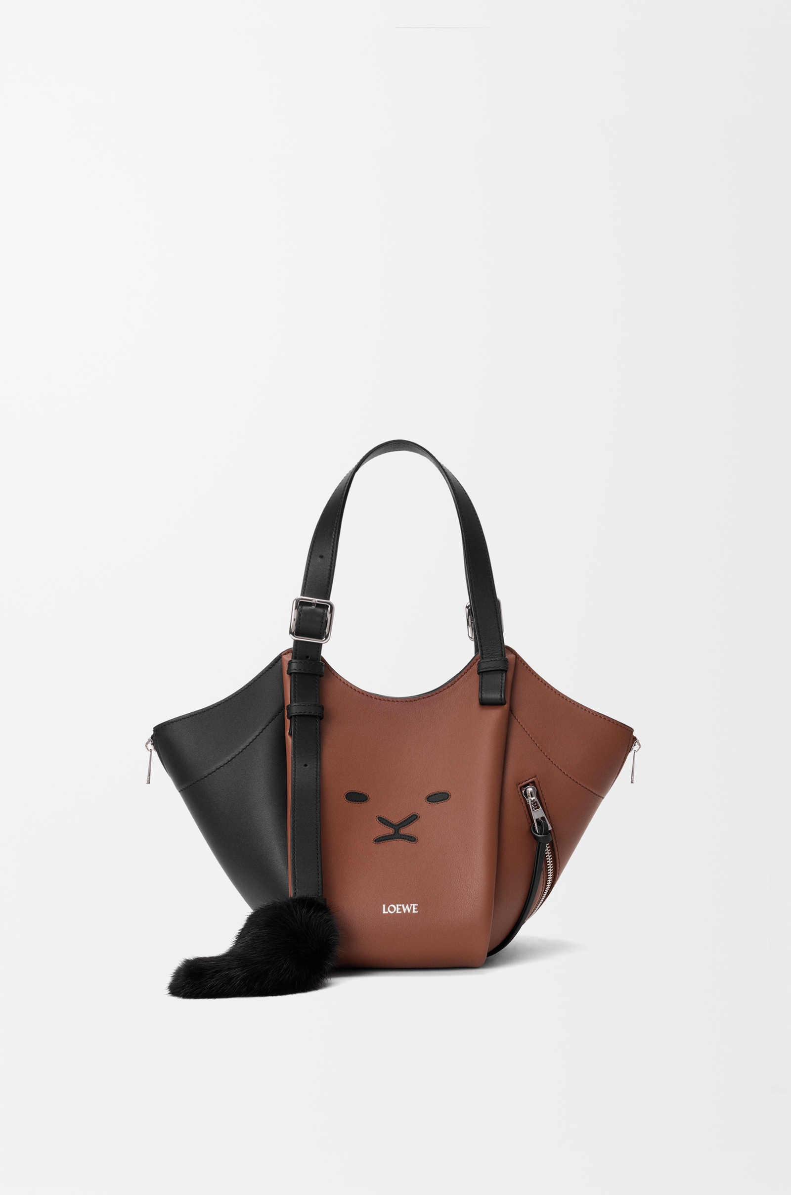 LOEWE Lion Intarsio Hammock Flip bag in calfskin Black/Pecan