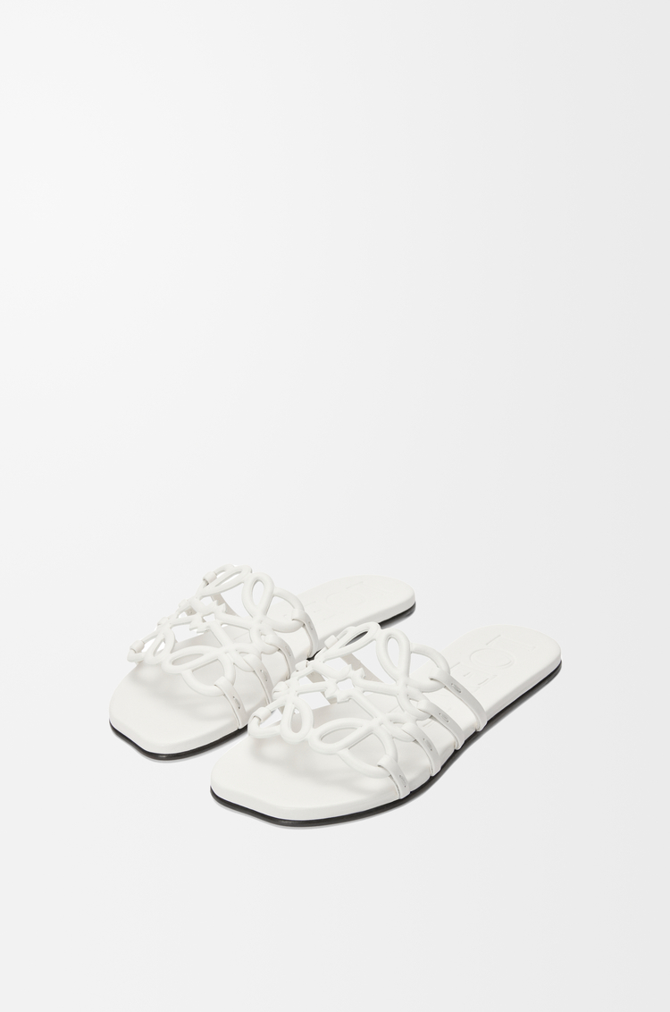 LOEWE Slide Anagram Petal in morbida pelle di vitello Bianco Anthurium