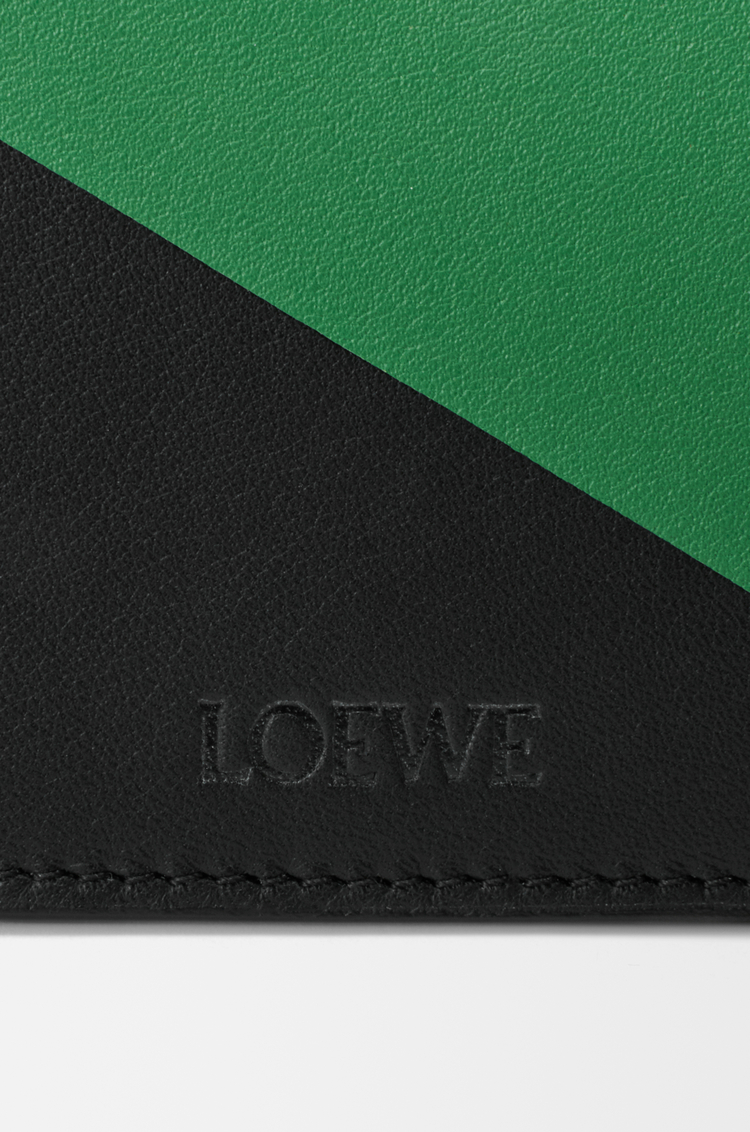 LOEWE Tarjetero-monedero Flag en piel de ternera clásica Negro/Verde Tropical