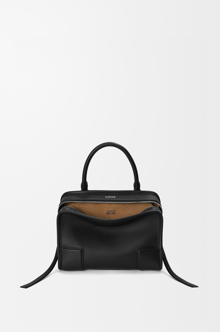 LOEWE Borsa Amazona 180 piccola in morbida pelle di vitello Nero