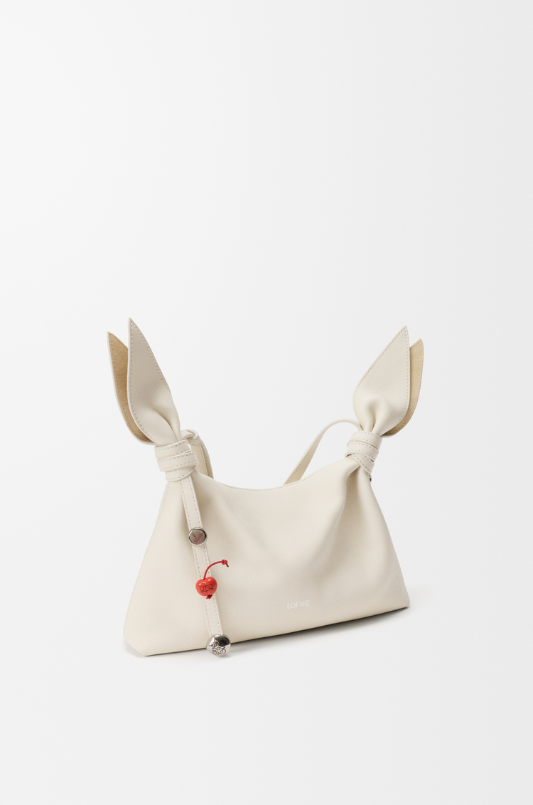 LOEWE 瓶蓋別針 銀色
