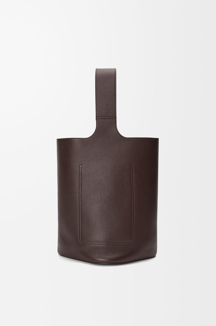 LOEWE Bolso Pebble bucket grande en piel de ternera graneada flexible Burdeos Oscuro