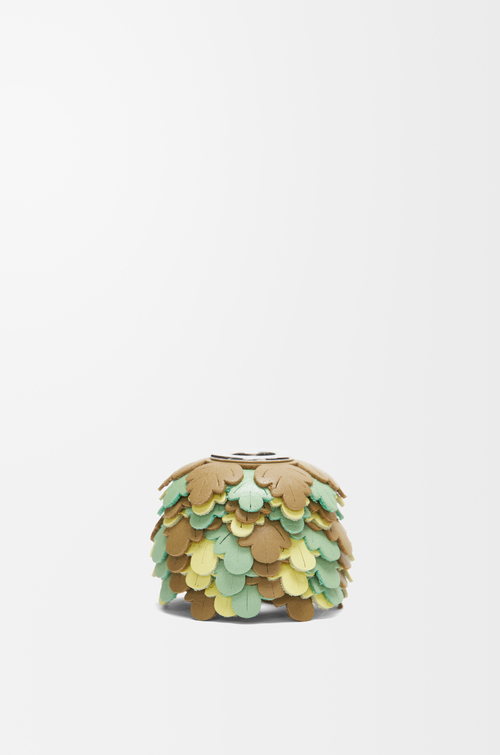 LOEWE Petit charm feuilles en cuir de veau Vert Kaki/Jade/Jaune Grenat