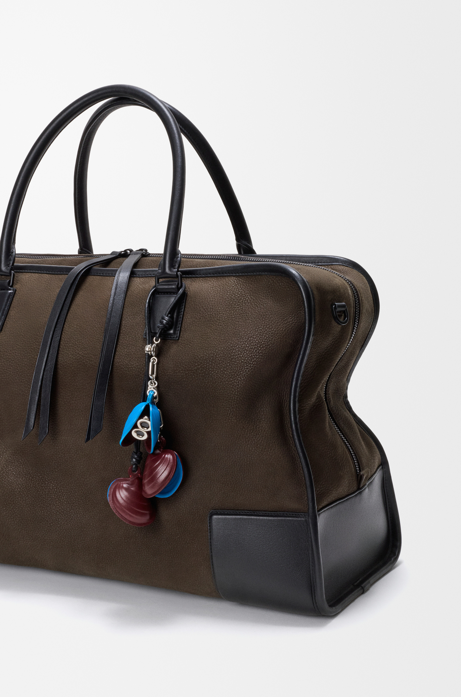 LOEWE Shell charm in calfskin Blue/Red