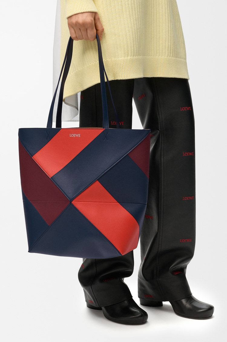 LOEWE 中型經典小牛皮 Puzzle Fold 托特包 深海軍藍
