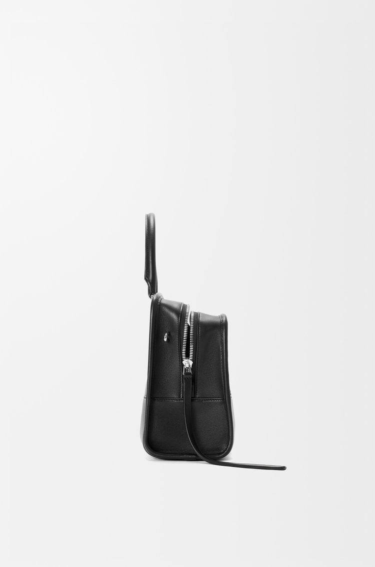 LOEWE 미디엄 아마조나 180 백 - 우븐 카프스킨 블랙