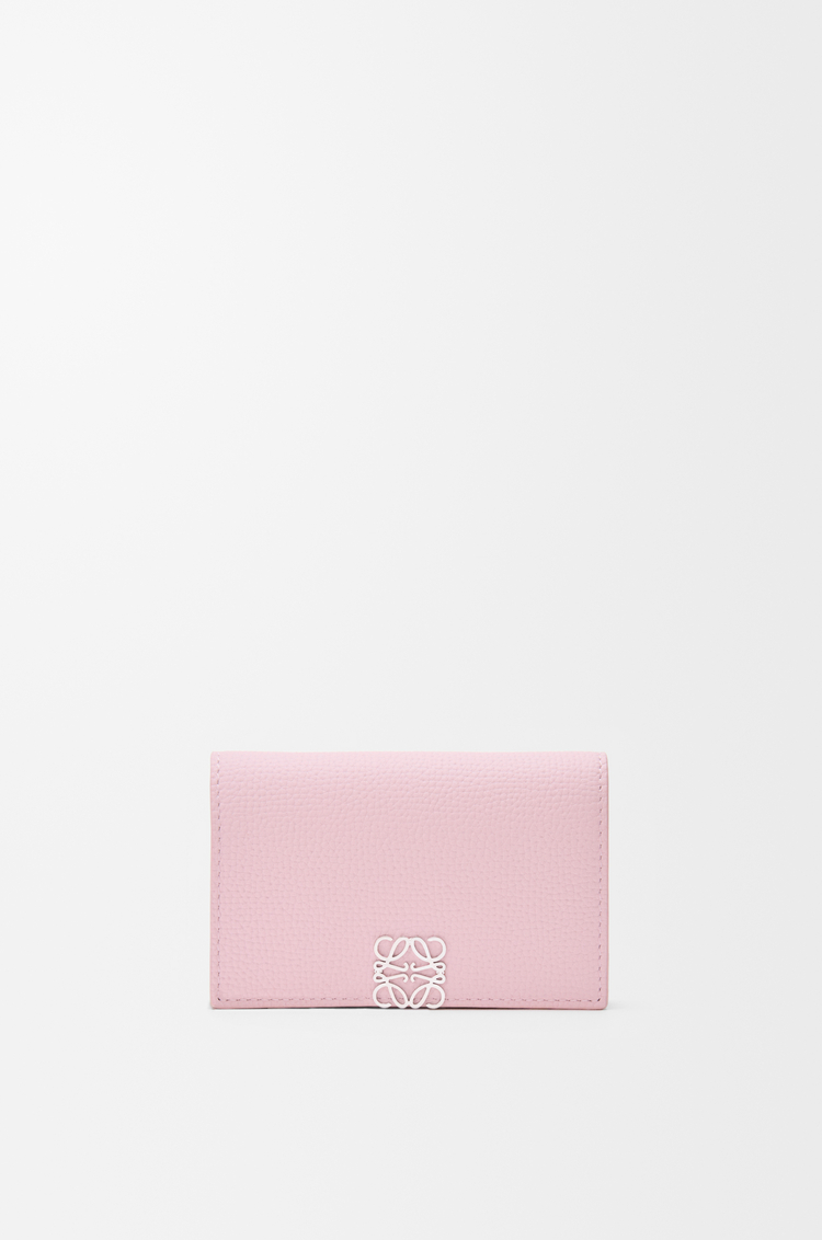 LOEWE Tarjetero Anagram en piel de ternera graneada Rosado