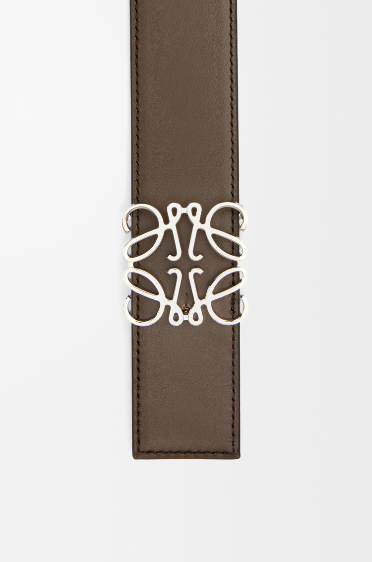 LOEWE Cinturón reversible Anagram en piel de ternera lisa Gris Oscuro/Paladio
