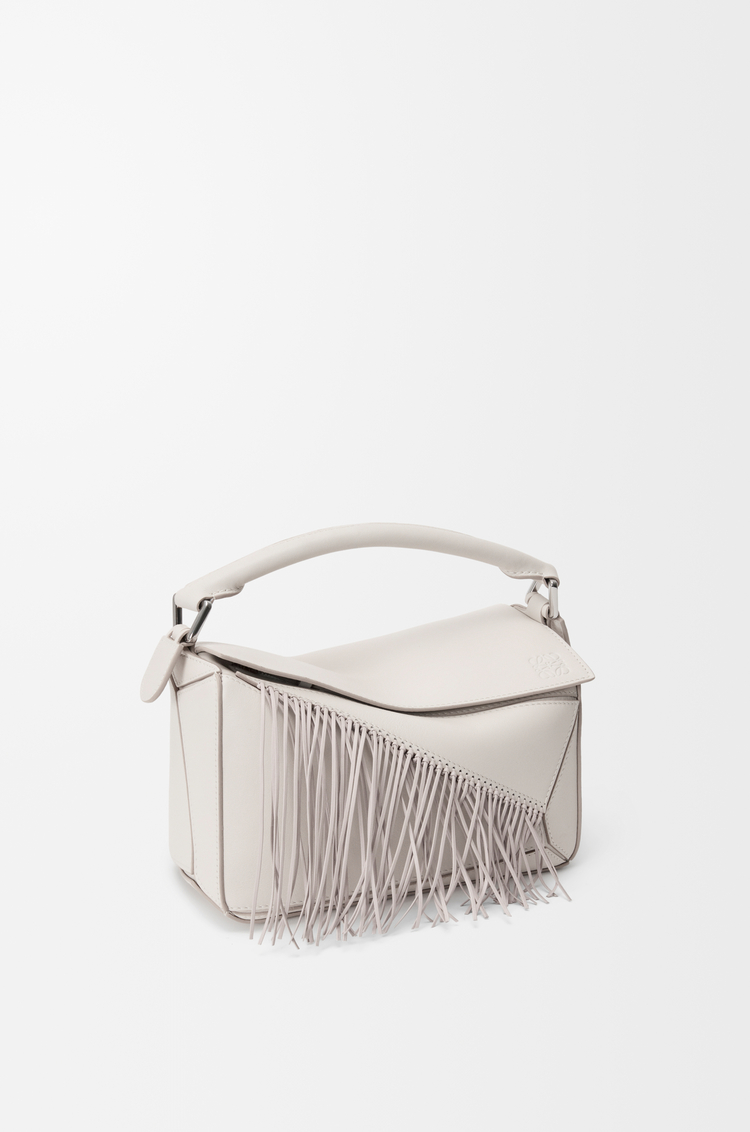 LOEWE Borsa Puzzle piccola con frange in pelle di vitello classica Bianco Tenue /Bianco Fantasma Chiaro
