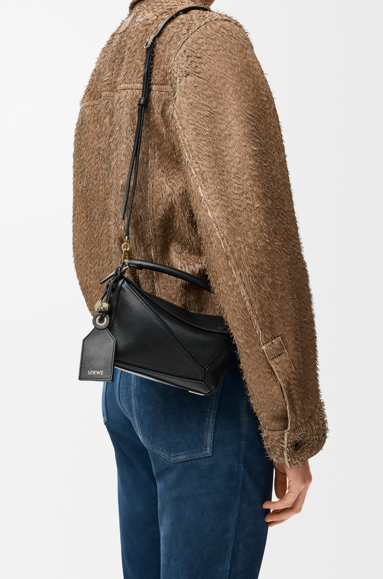 LOEWE Mini sac Featherlight Puzzle en cuir d'agneau nappa Noir