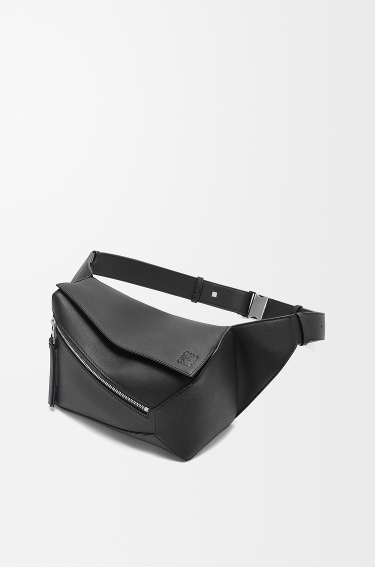 LOEWE 小型經典小牛皮 Puzzle Edge 腰包 黑色
